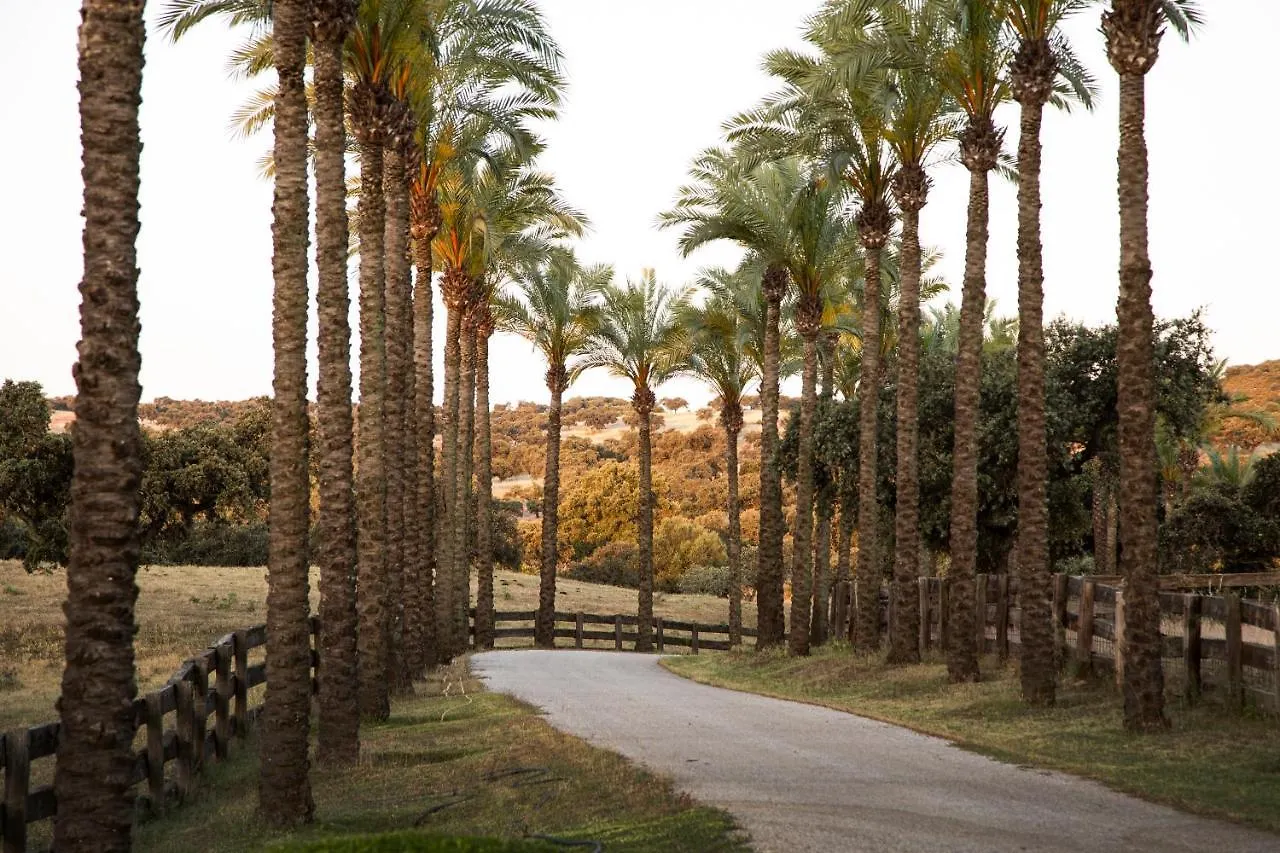 Alojamiento Rural Finca Barral El Garrobo Resort