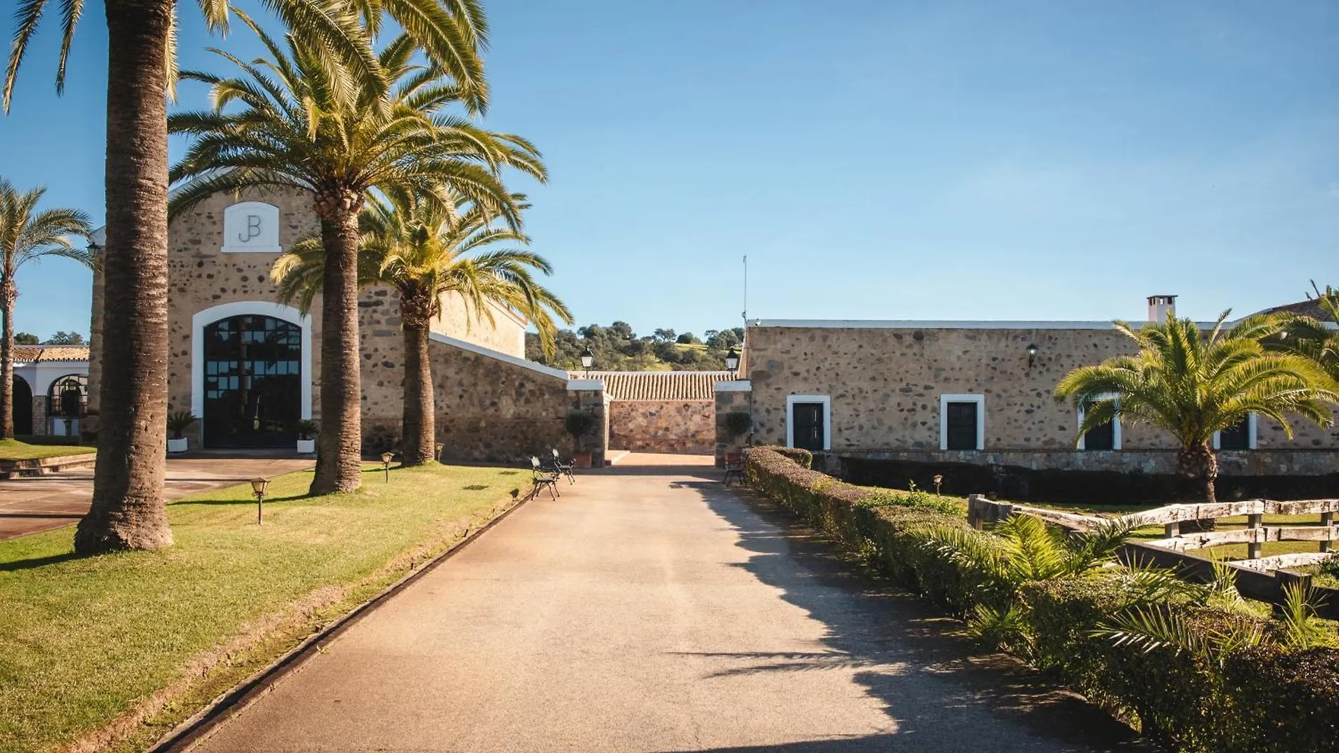 Resort Alojamiento Rural Finca Barral El Garrobo Spain